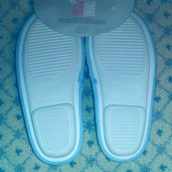 Rene Rofe soft house slippers size small 5/ 6 - Picture 2 of 3